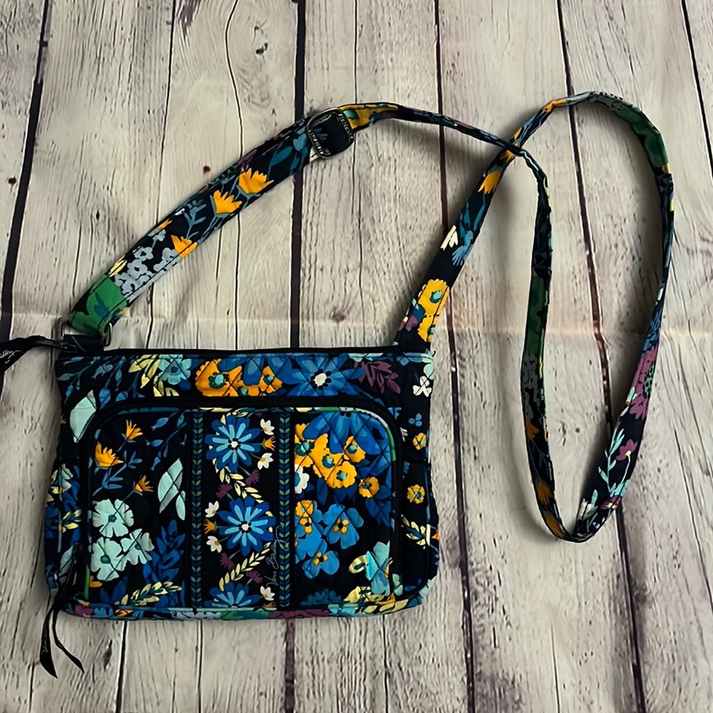 EUC Vera Bradley Crossbody